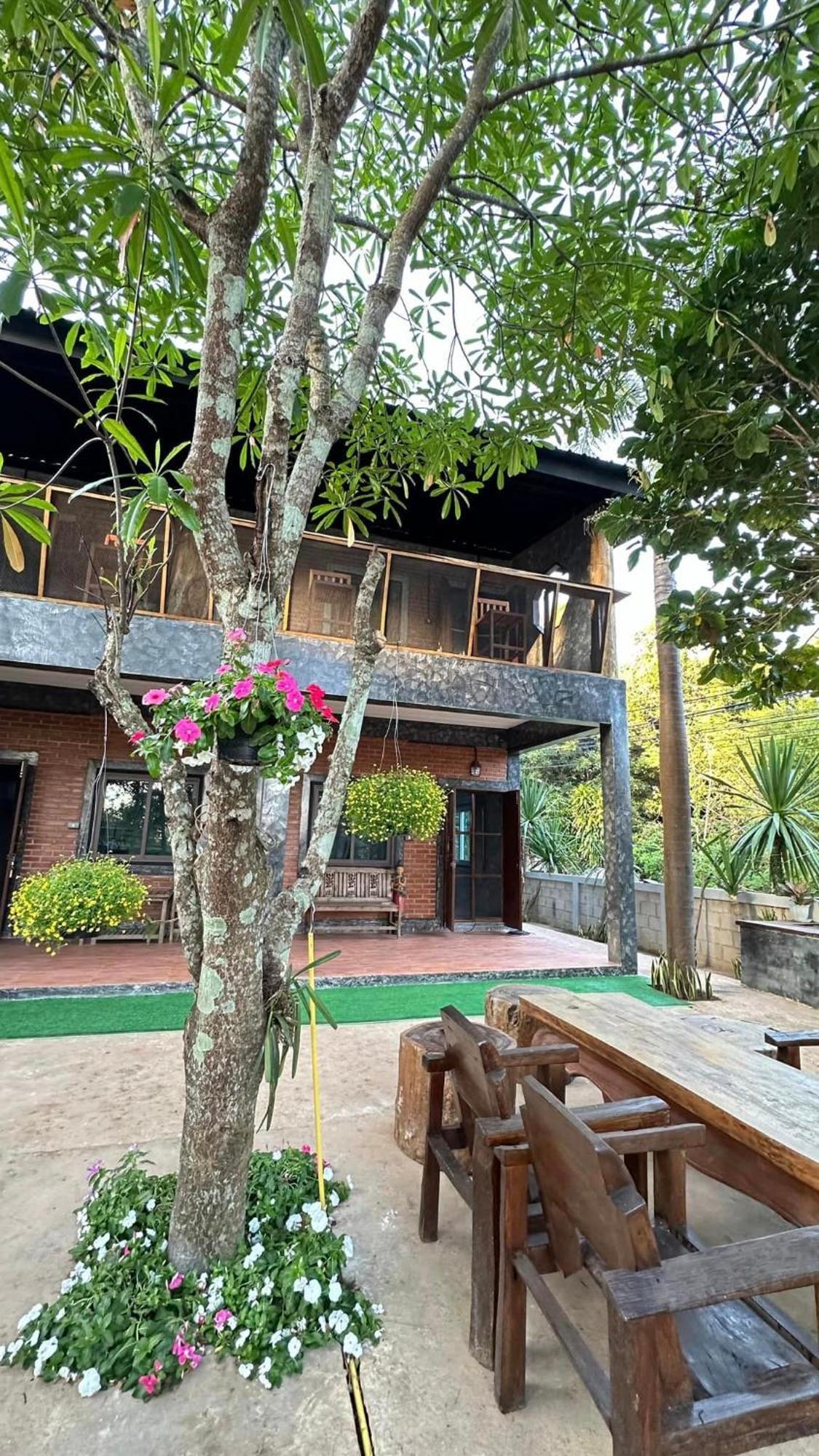 บ้านภทรพรรณ ขุนยวม แม่ฮ่องสอน Ban Pataraphan Khunyuam Maehongson Thailand Ban Khun Yuam Zewnętrze zdjęcie
